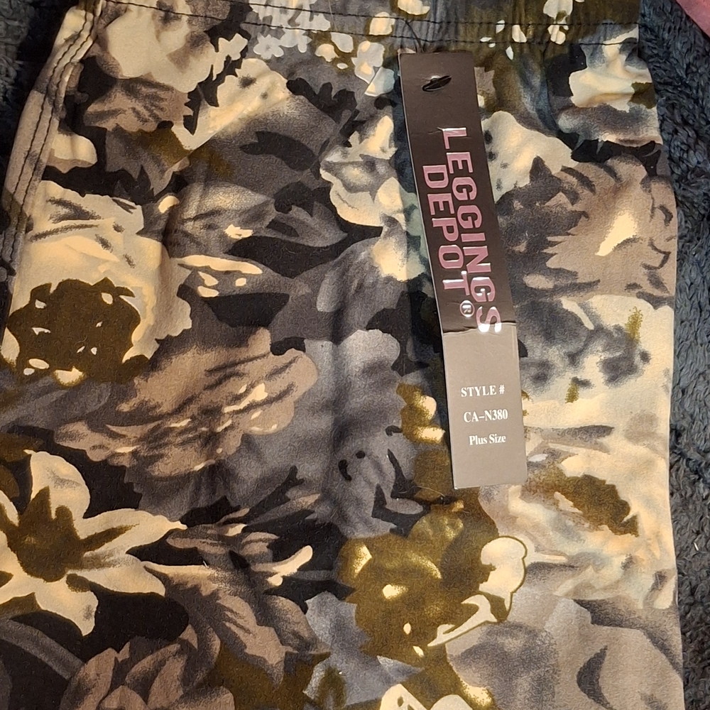 Floral Camouflage Leggings